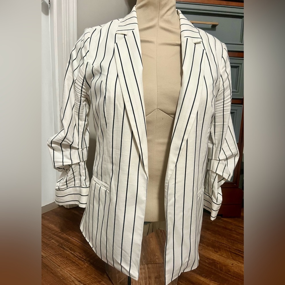 Women’s Skies Are Blue Blazer, size XS